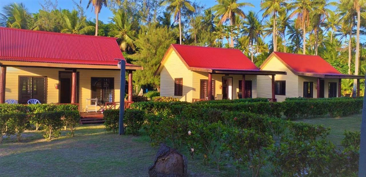 Safe Landing Eco-Lodge Naisisili Extérieur photo